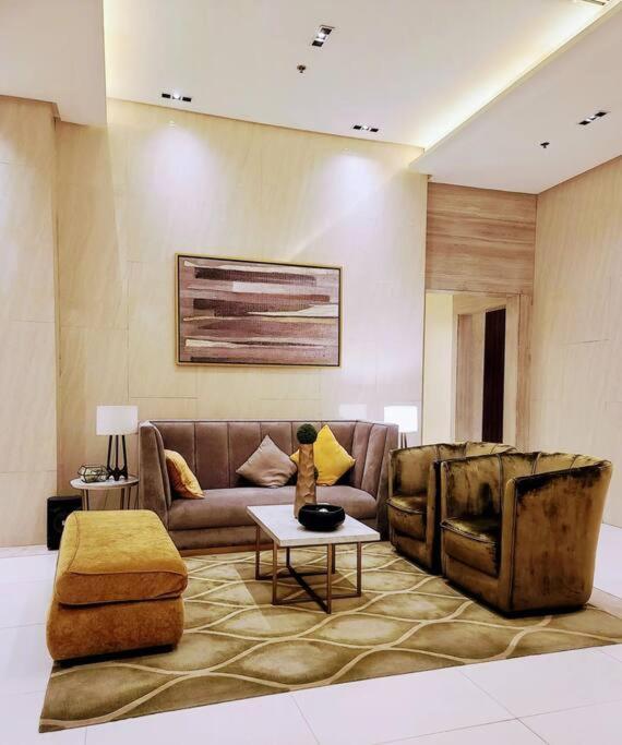 House Of B&Y At 101 Newport Across Naia T3 Apartment Манила Екстериор снимка