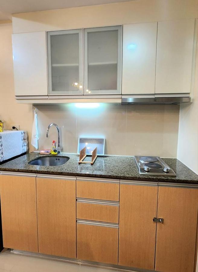House Of B&Y At 101 Newport Across Naia T3 Apartment Манила Екстериор снимка