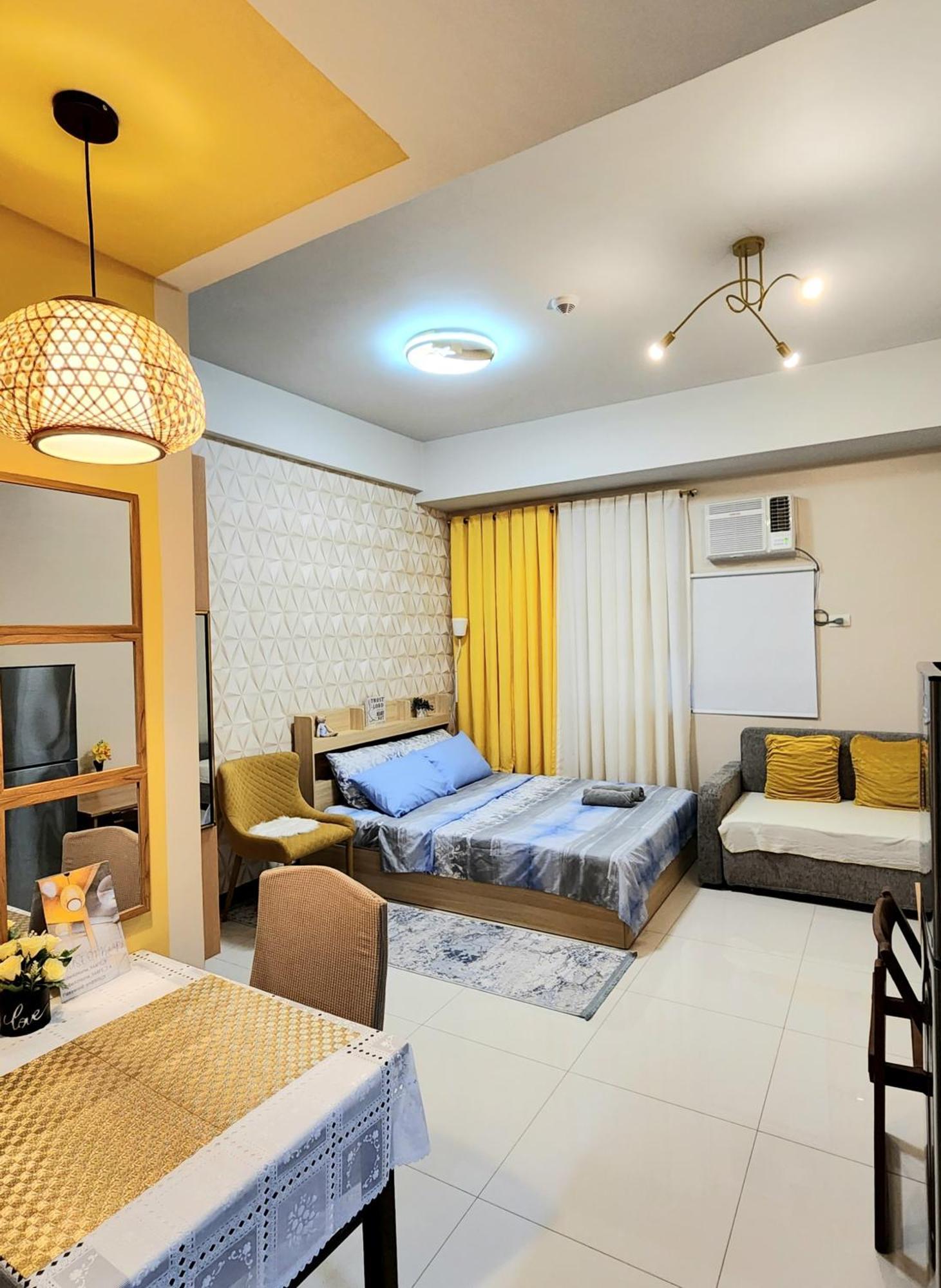 House Of B&Y At 101 Newport Across Naia T3 Apartment Манила Екстериор снимка